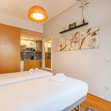 Bombarda 214 By Innkeeper * Porto